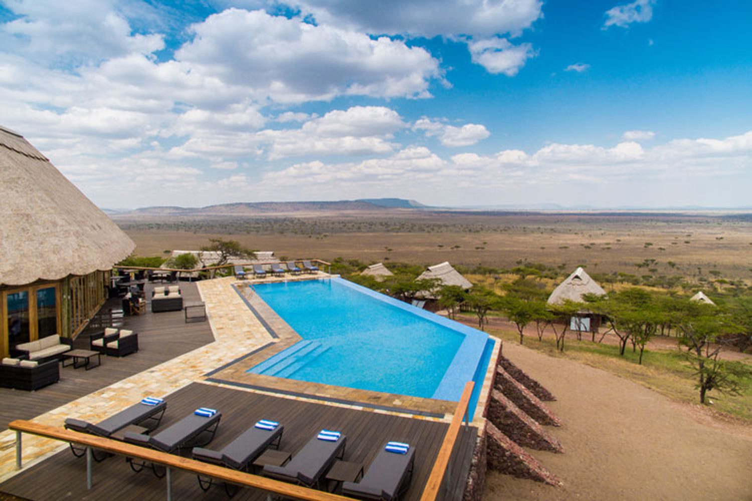 4-Day Luxury Safari to Tarangire, Serengeti & Ngorongoro